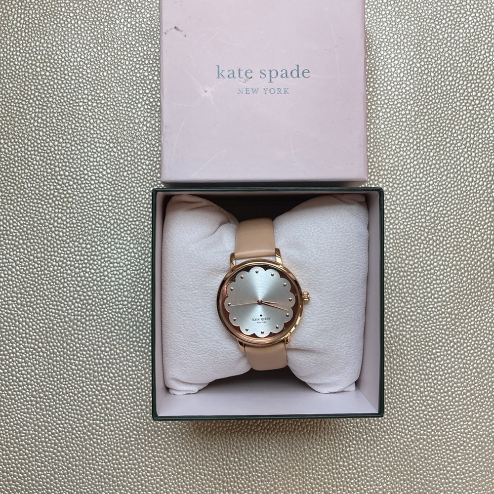 Kate Spade Metro Scallop watch